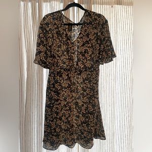 RW&CO floral printed dress. Size L. New with tags. Never been worn.